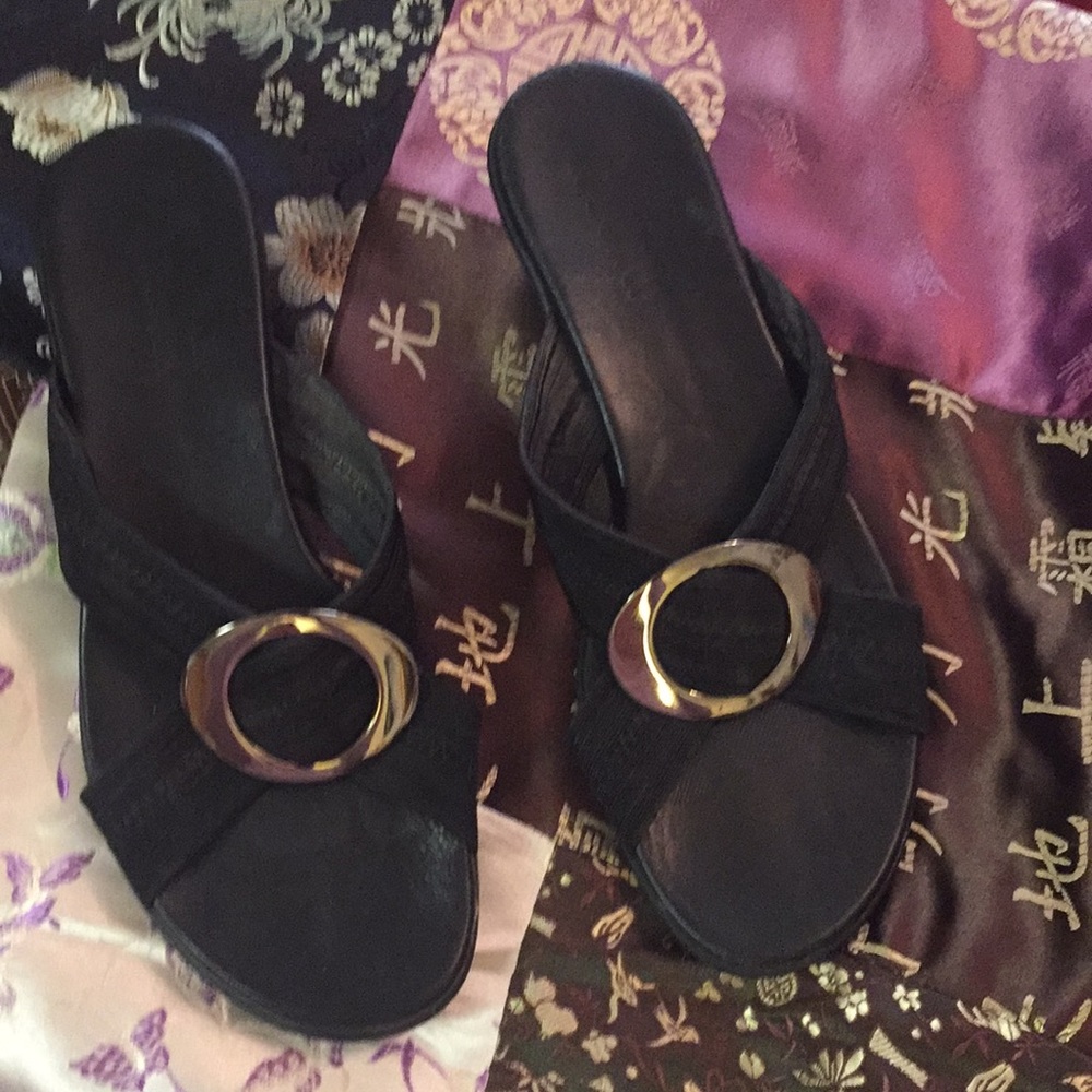 Munro Sandals